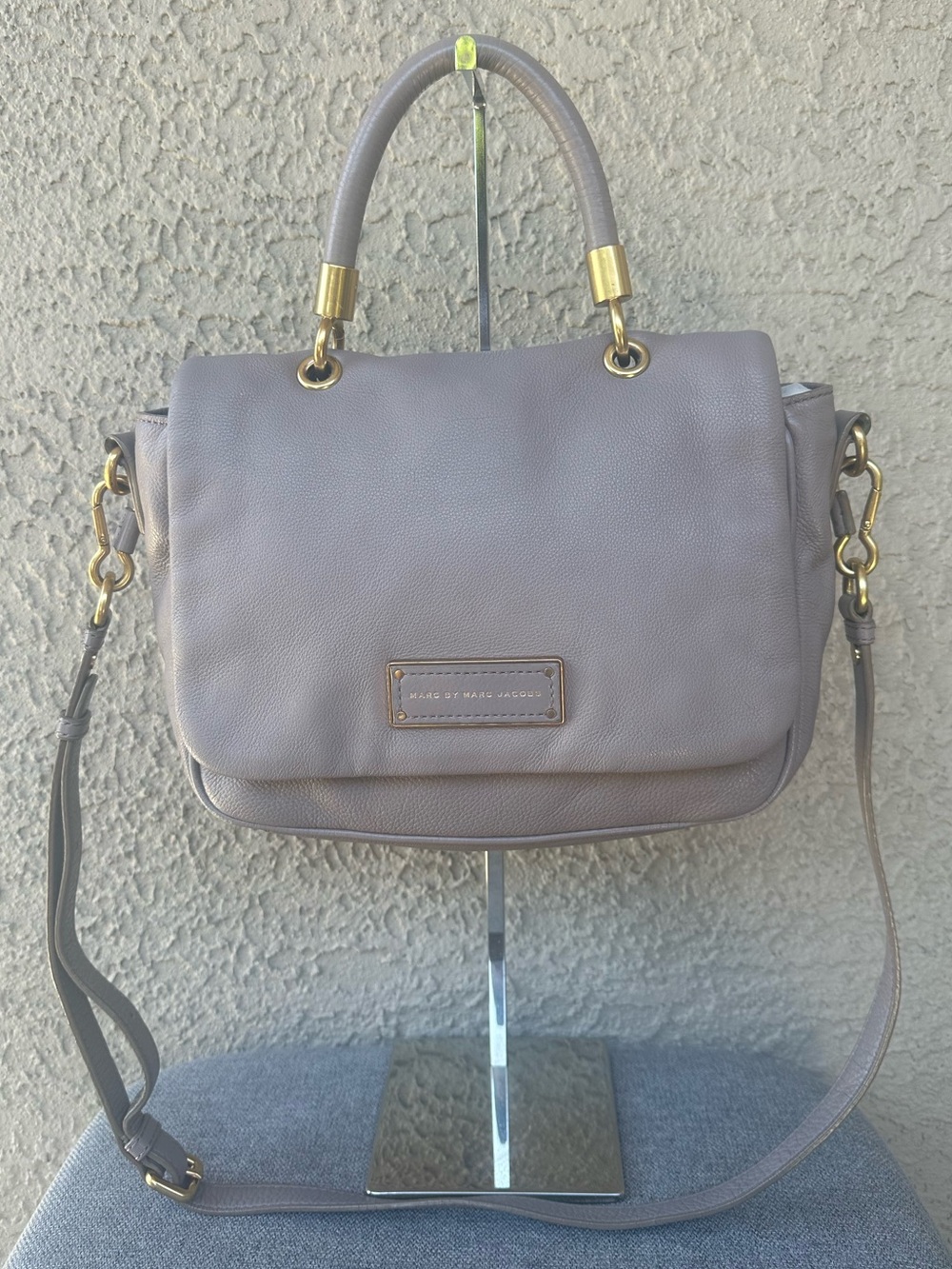 MARC JACOBS. Leather Top-Handle Satchel in Taupe